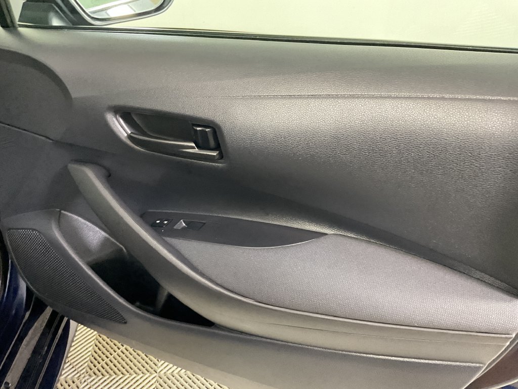 Used 2026 Toyota Corolla LE w/ LE Premium Package FWD image 23