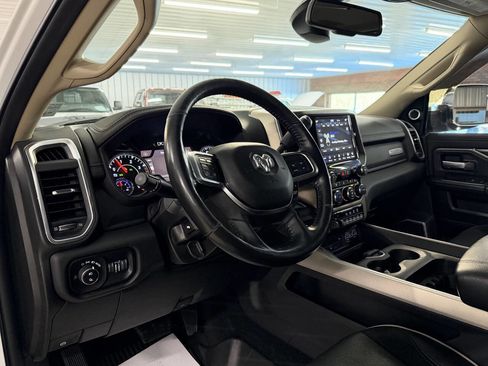 Used 2019 RAM 3500 Laramie AWD/4WD image 15