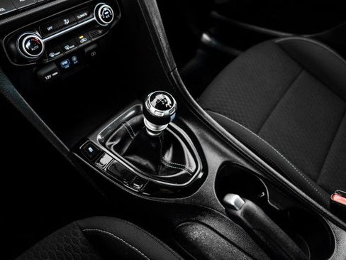 Used 2019 Hyundai Veloster N N FWD image 22