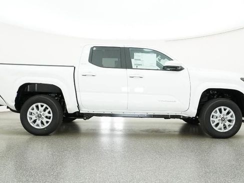 New 2025 Toyota Tacoma SR5 image 27