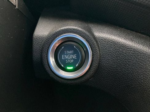 Used 2021 Chevrolet TrailBlazer RS w/ Technology Package FWD image 20