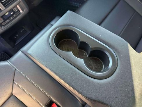 Used 2023 Volkswagen Atlas SEL R-Line image 12