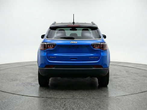 Used 2025 Jeep Compass Limited AWD/4WD image 7