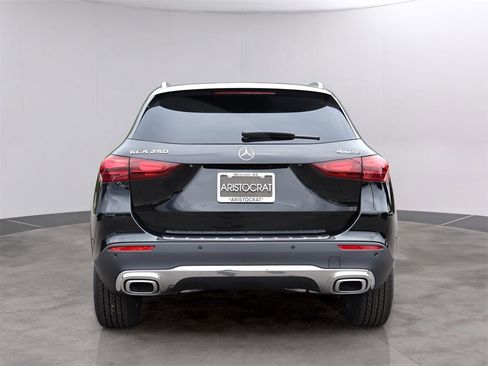 Used 2025 Mercedes-Benz GLA 250 4MATIC image 6