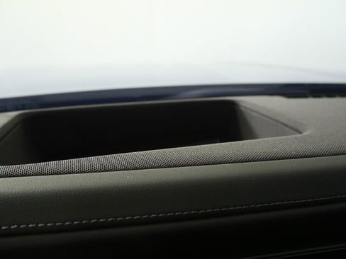 Used 2025 BMW i7 eDrive50 image 22