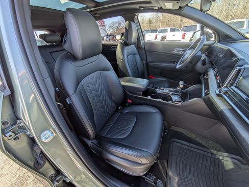 Used 2024 Kia Sportage X-Line w/ X-Line Premium Package image 23