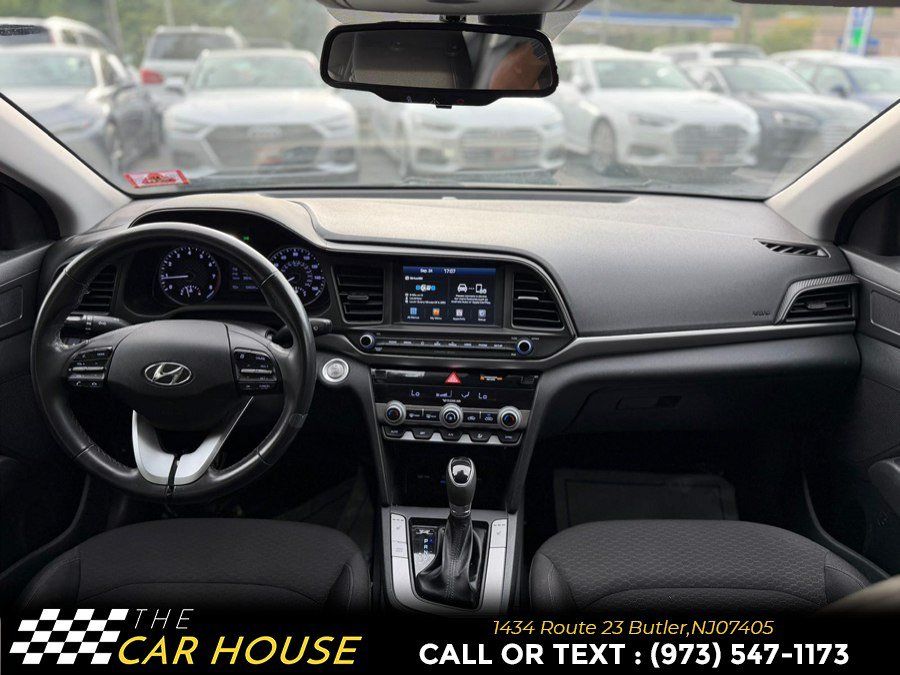 Used 2020 Hyundai Elantra Value Edition w/ Cargo Package (C1) FWD image 23