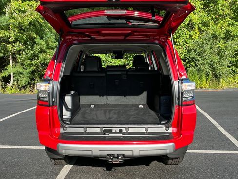 Used 2024 Toyota 4Runner TRD Off-Road Premium image 23