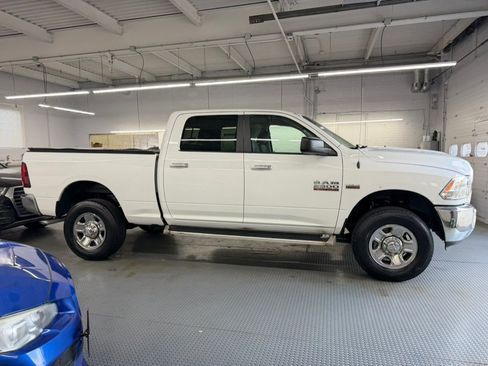 Used 2017 RAM 2500 SLT AWD/4WD image 6