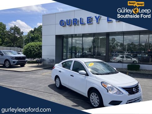 Used 2019 Nissan Versa S Plus FWD image 1