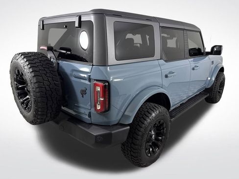 Used 2023 Ford Bronco Outer Banks image 3