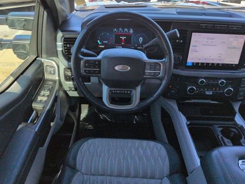 Used 2024 Ford F250 Limited image 15