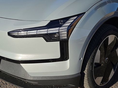 New 2026 Volvo EX30 Ultra image 9