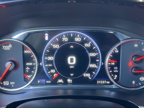 Certified 2023 Chevrolet Traverse Premier w/ LPO, Floor Liner Package image 29