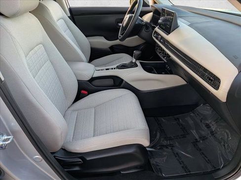 Certified 2026 Honda HR-V LX image 18