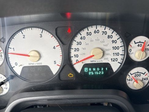 Used 2006 Dodge Ram 2500 Truck Laramie image 10