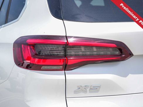 Used 2021 BMW X5 sDrive40i w/ Premium Package RWD image 9
