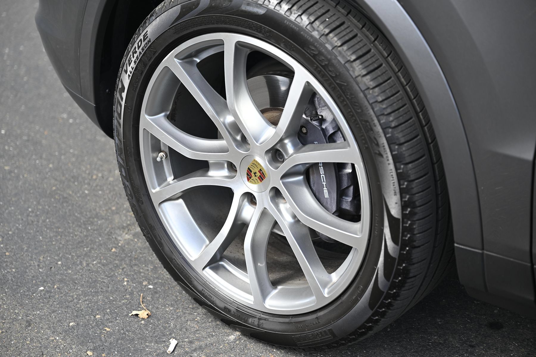 Used 2019 Porsche Cayenne AWD/4WD image 10