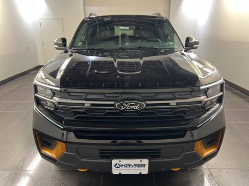 New 2026 Ford Expedition Tremor image 2