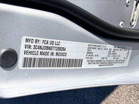 New 2026 Jeep Compass Latitude image 13