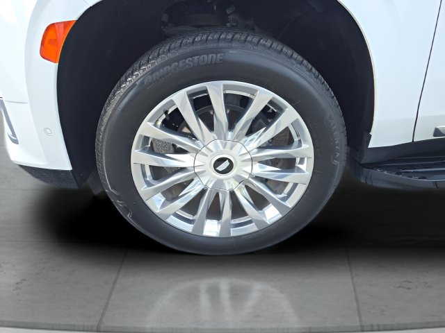 Used 2024 Cadillac Escalade Premium Luxury w/ LPO, Floor Liner Package AWD/4WD image 8