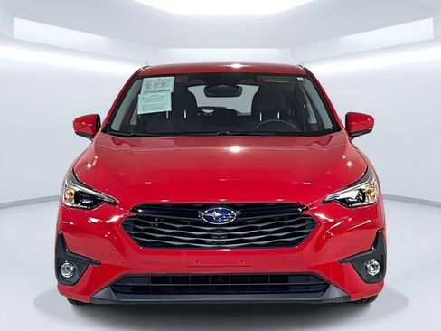 Used 2025 Subaru Impreza 2.0i Sport image 2