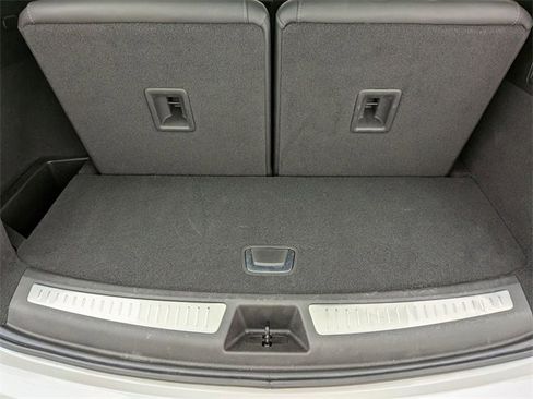 Certified 2023 Cadillac XT6 Premium Luxury image 24