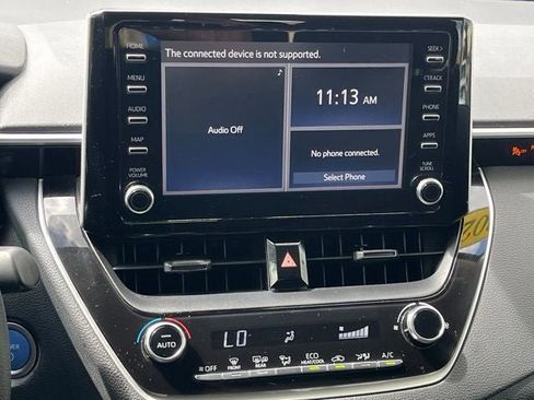 Used 2020 Toyota Corolla LE FWD image 20