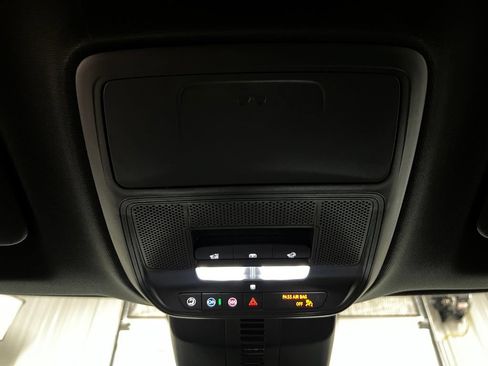 New 2026 GMC Acadia Elevation w/ Elevation Premium Package AWD/4WD image 24