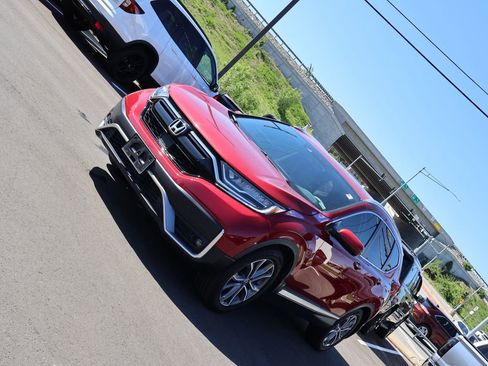 Certified 2020 Honda CR-V Touring image 3