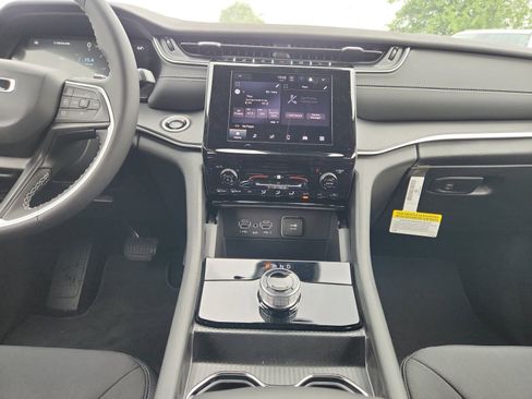 New 2026 Jeep Grand Cherokee Laredo RWD image 20