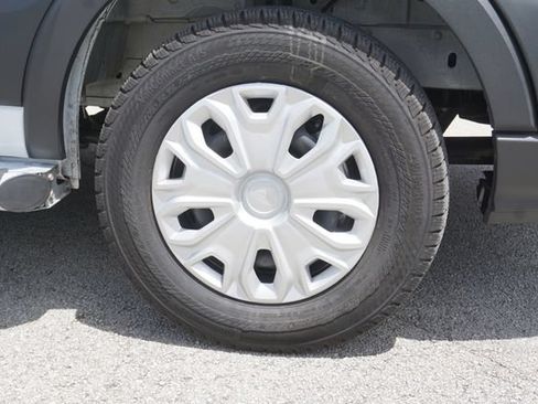 Used 2025 Ford Transit 250 Low Roof w/ Exterior Upgrade Package RWD image 33