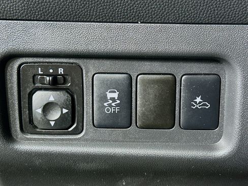 Used 2024 Mitsubishi Mirage ES FWD image 17