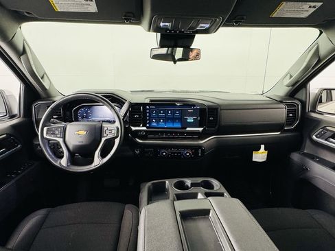Used 2025 Chevrolet Silverado 1500 LT image 22