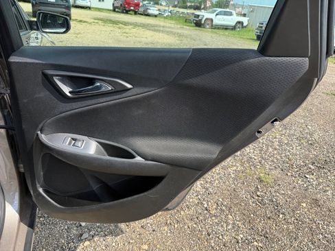 Used 2023 Chevrolet Malibu LT FWD image 36
