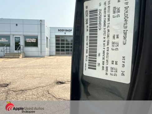 Used 2005 Dodge Magnum R/T AWD/4WD image 12
