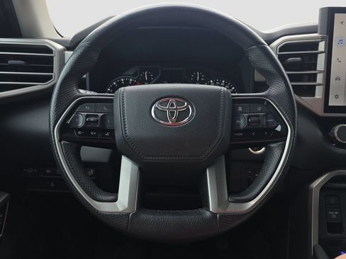 Used 2022 Toyota Tundra Limited w/ Power Package AWD/4WD image 9