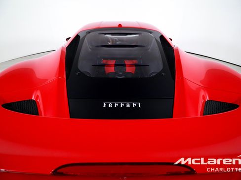 Used 2020 Ferrari F8 Tributo RWD image 27