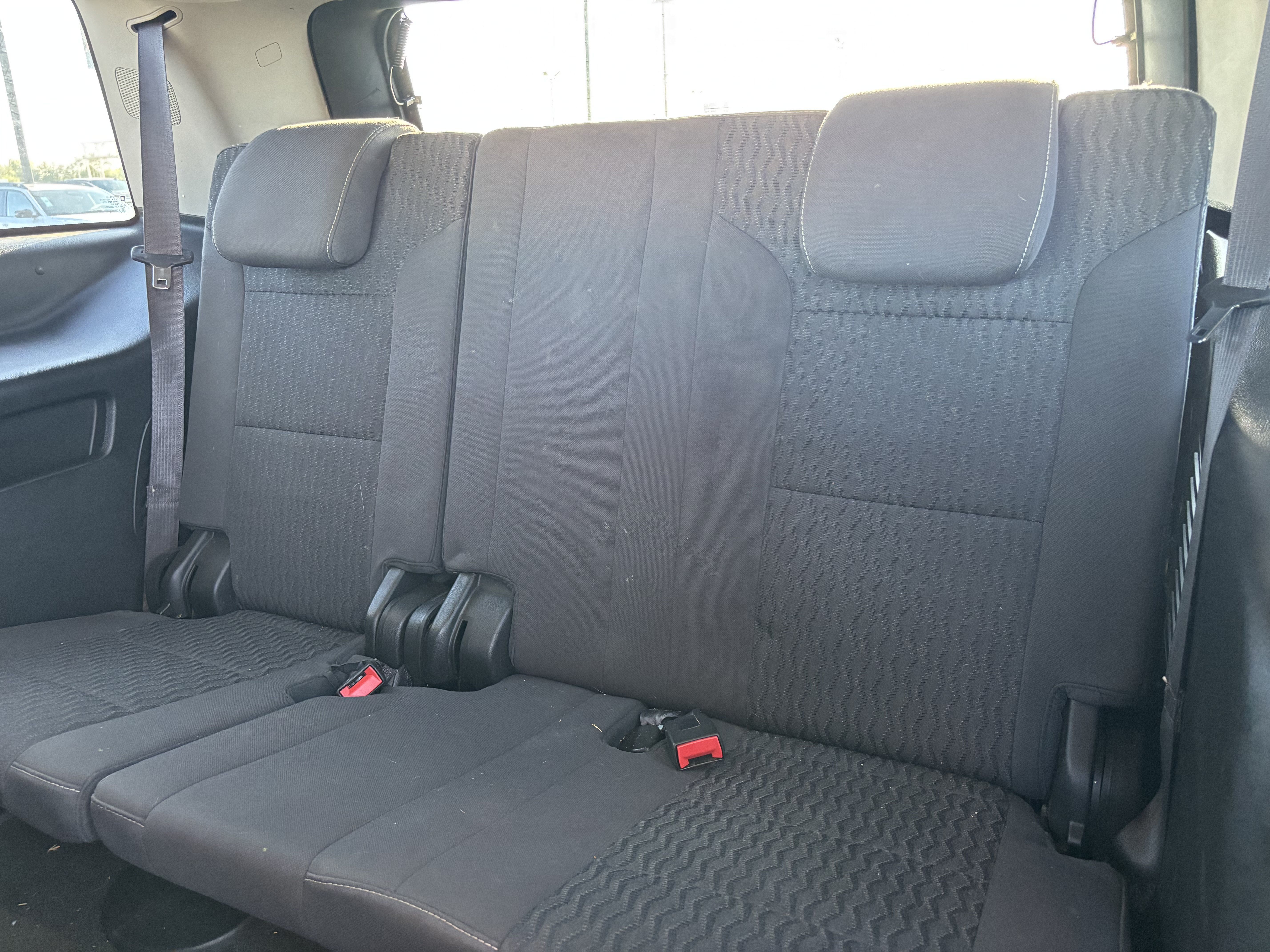 Used 2016 GMC Yukon SLE RWD image 21