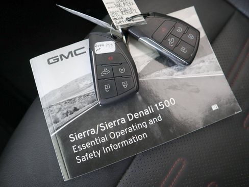 Used 2023 GMC Sierra 1500 AT4X AWD/4WD image 27