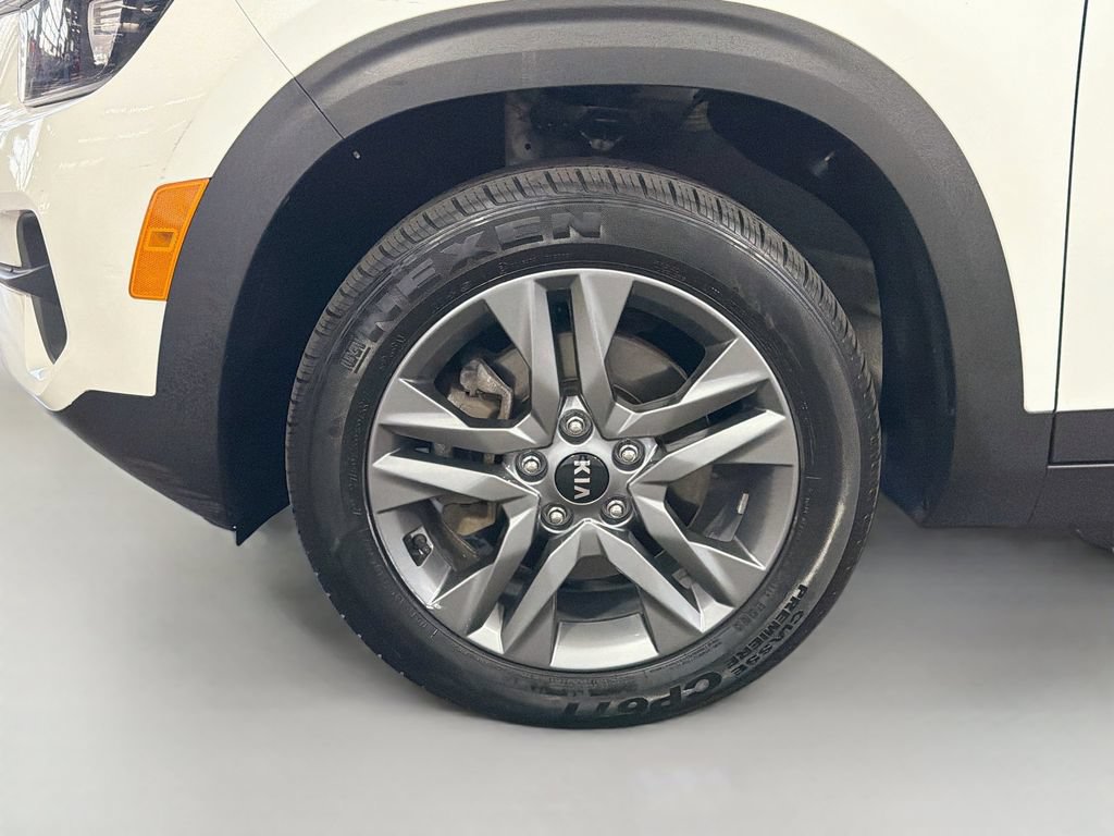 Used 2021 Kia Seltos LX AWD/4WD image 29