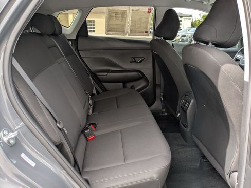 Certified 2025 Hyundai Kona SEL AWD/4WD image 31