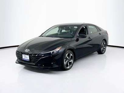 Used 2023 Hyundai Elantra SEL w/ Convenience Package