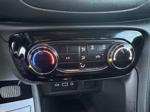 Used 2023 Buick Encore GX Preferred image 27