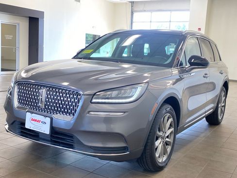 Used 2022 Lincoln Corsair AWD w/ Premium Package image 4