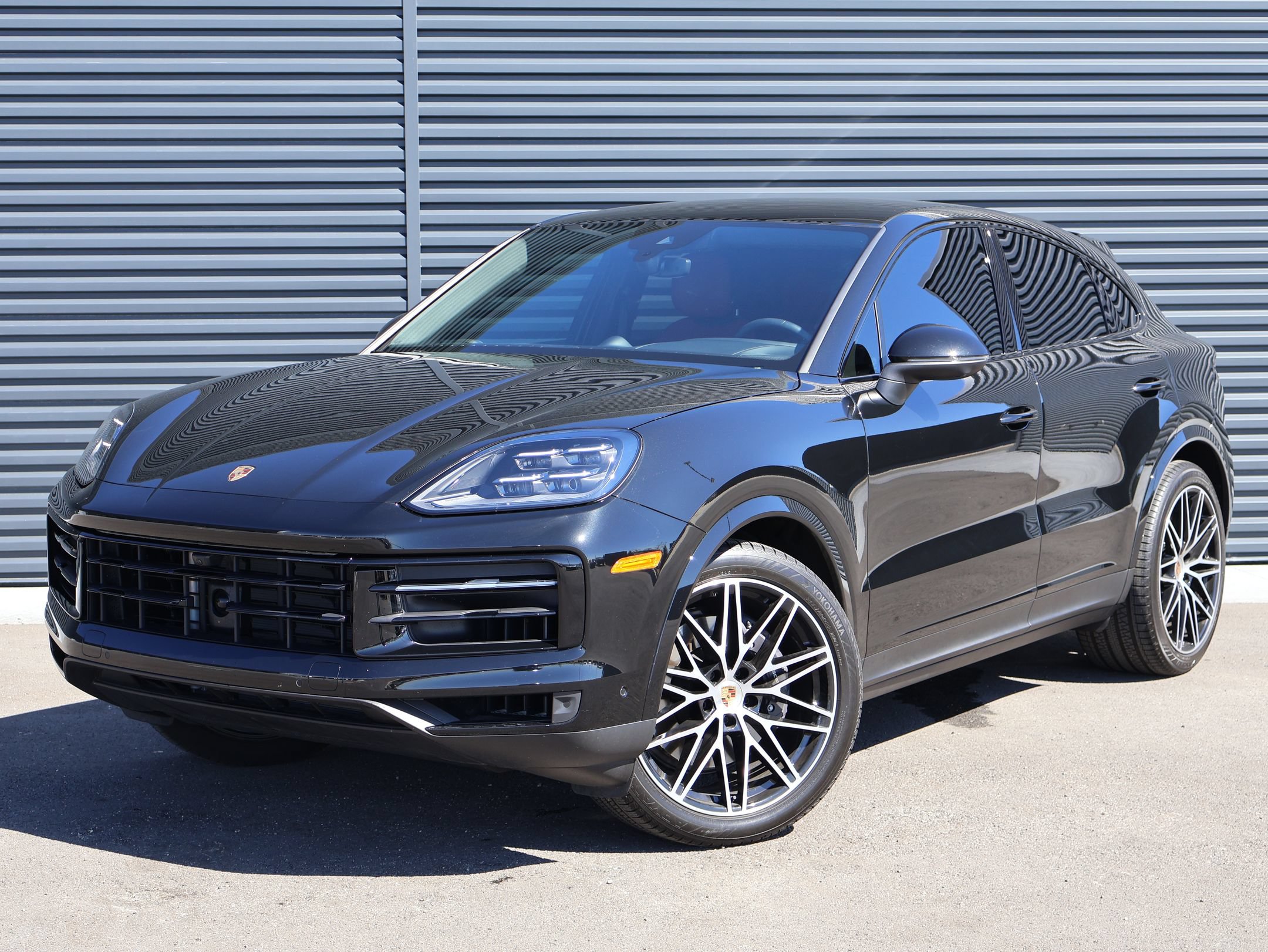 Certified 2026 Porsche Cayenne Coupe AWD/4WD image 1