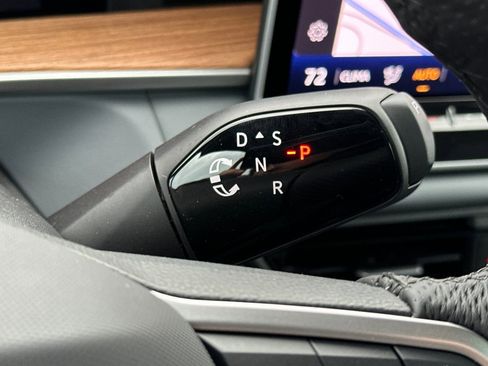 Used 2026 Volkswagen Tiguan SEL R-Line image 21