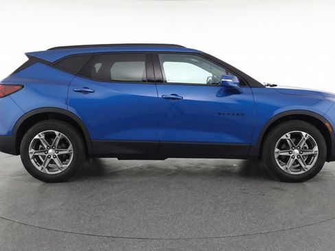 Used 2025 Chevrolet Blazer LT image 11