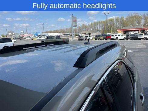 Used 2016 Chevrolet Equinox LT w/ Convenience Package image 12