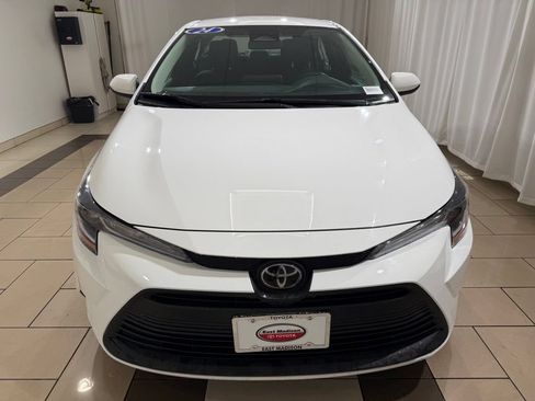 Used 2024 Toyota Corolla LE FWD image 8